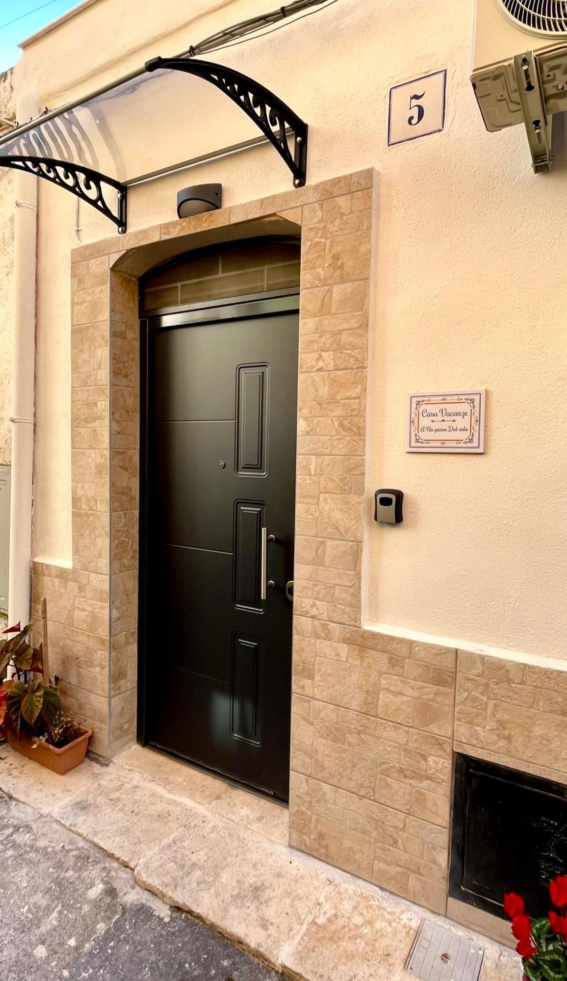Casa Vacanze A Un Passo Dal Volo Bari Exterior foto